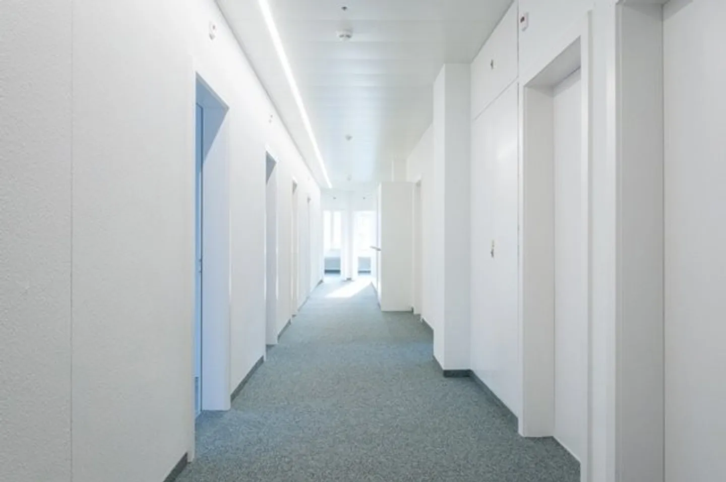 Your new workplace in a central location! - Photo 5 of 11
