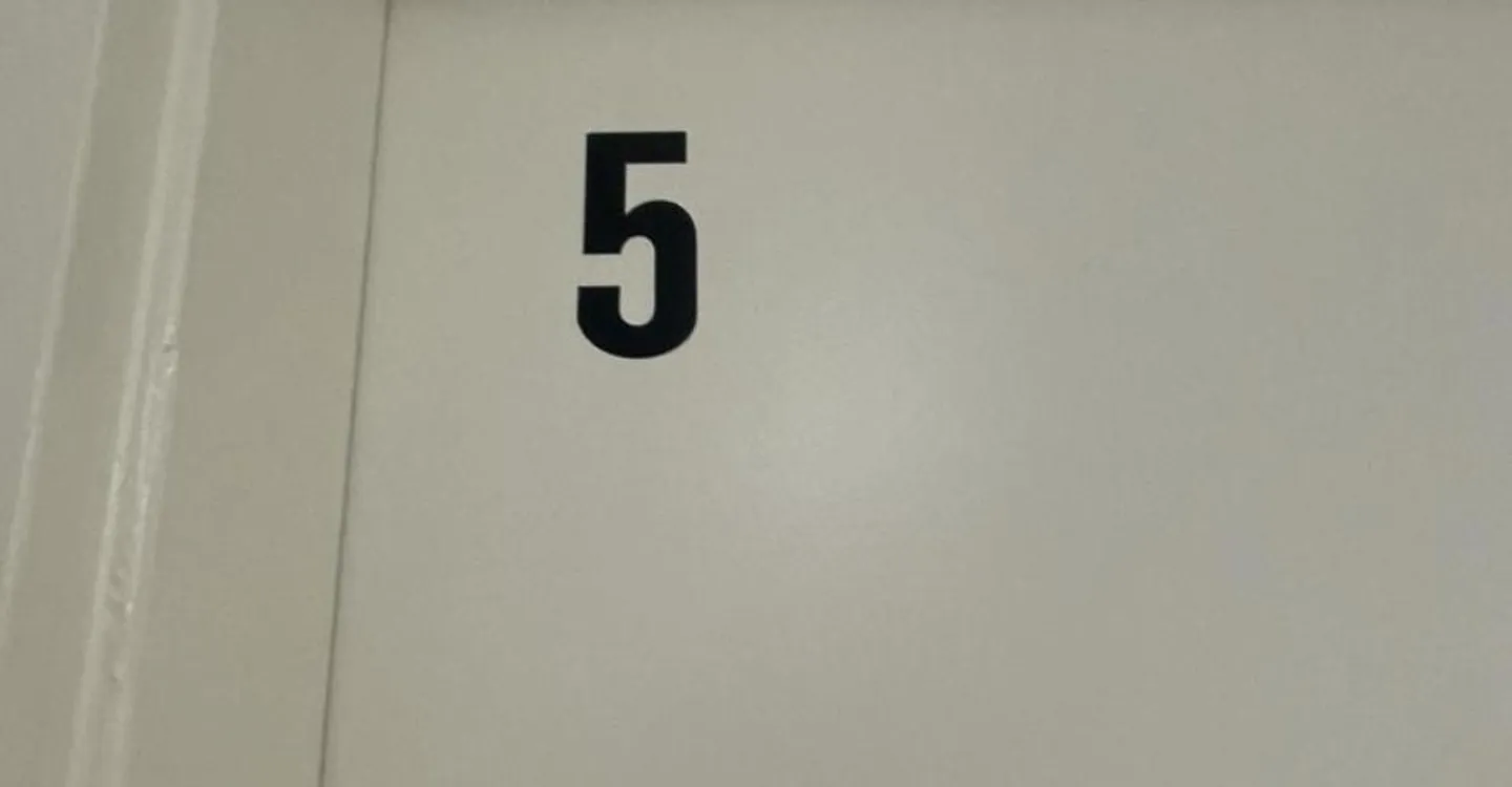Bureau - Foto 5 von 6