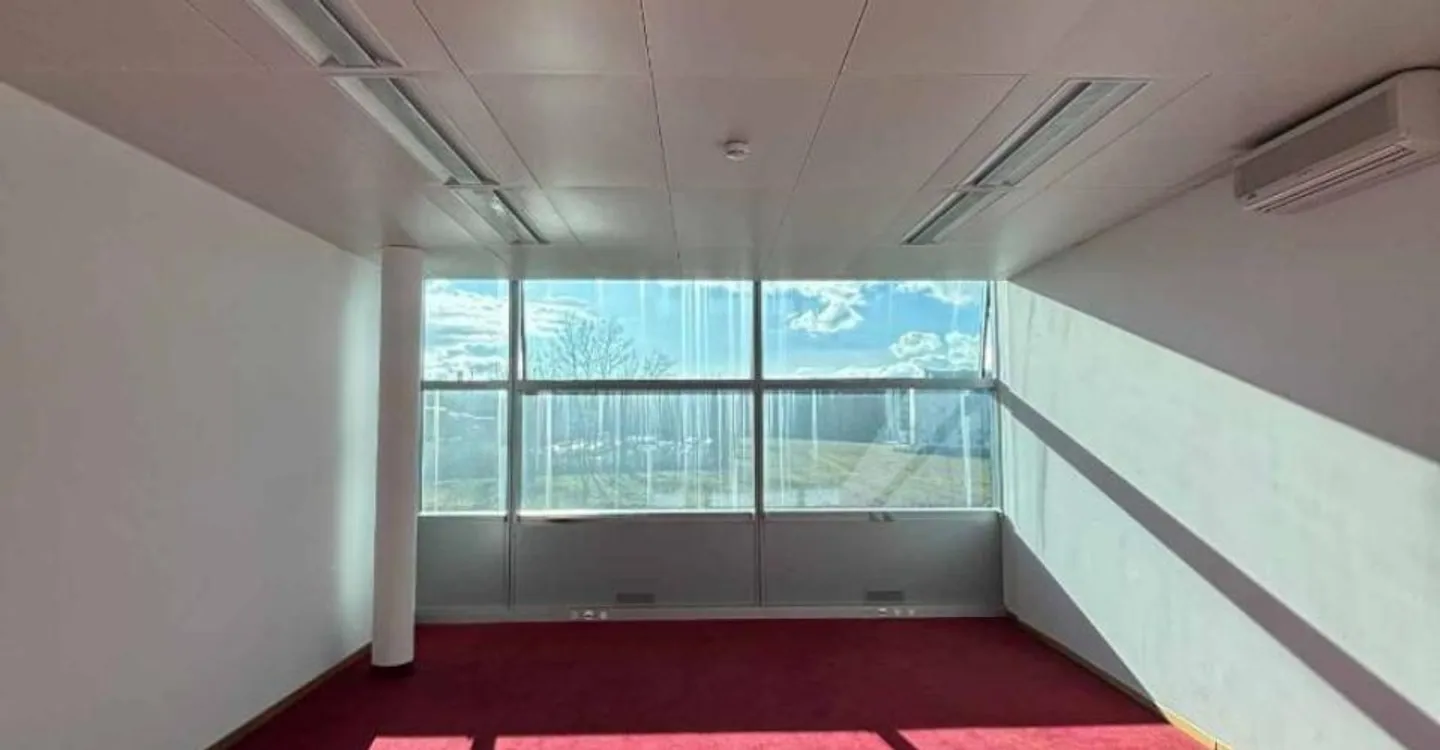Office - Photo 7 of 10