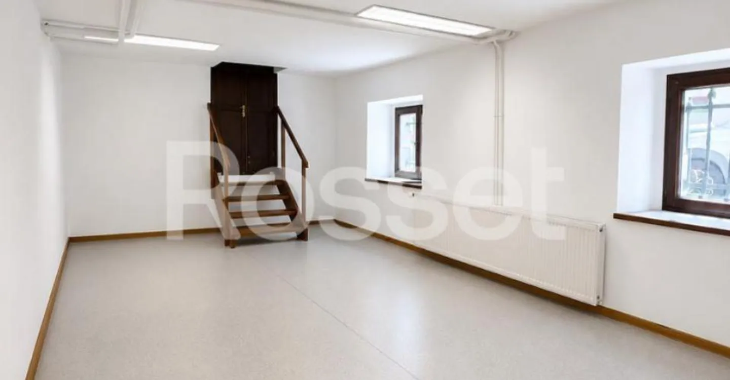 Bureau dans un Quartier Dynamique - Photo 5 sur 5