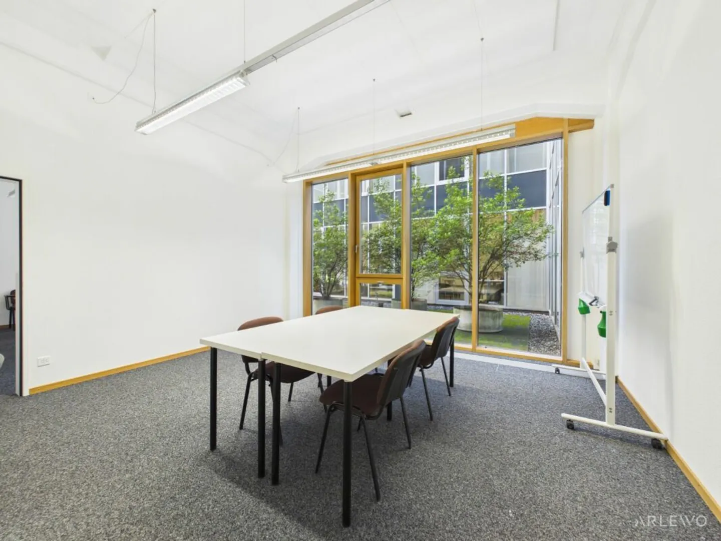 Vielseitiger Arbeitsraum in Altdorf - Foto 2 von 11