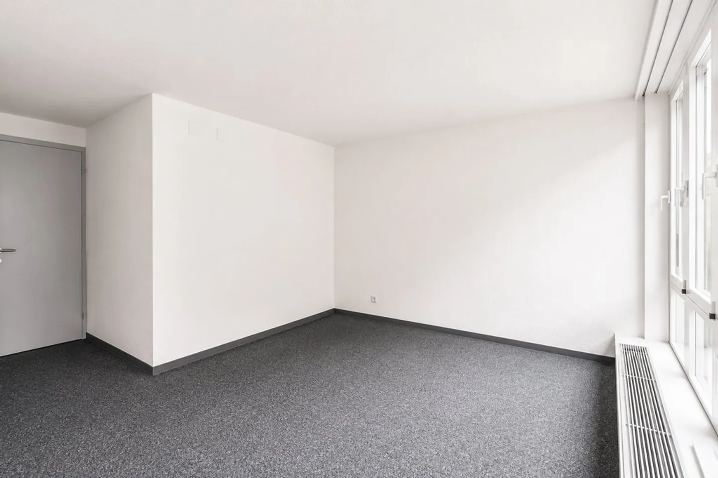 Espace de bureau à louer dans la ville de Saint-Gall - Photo 8 sur 10