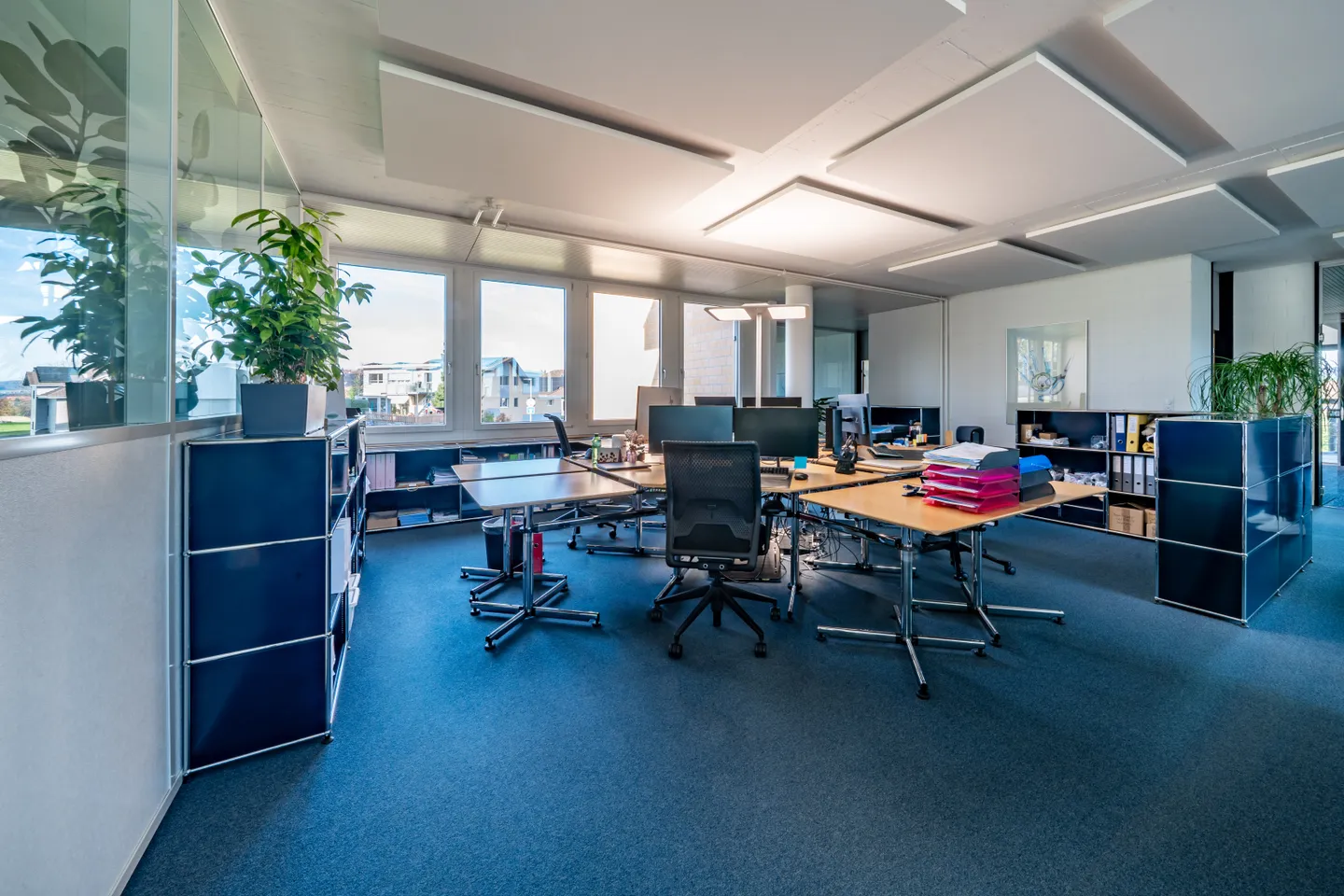 Espace de bureau représentatif pour votre entreprise - Photo 3 sur 9