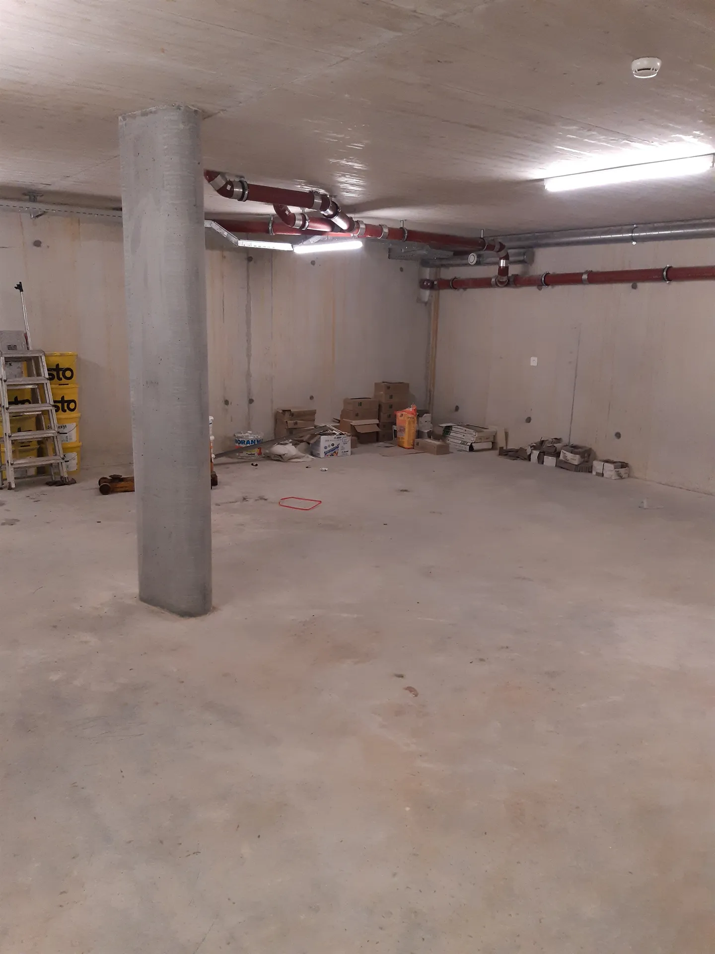 Espace de stockage spacieux - Photo 4 sur 4