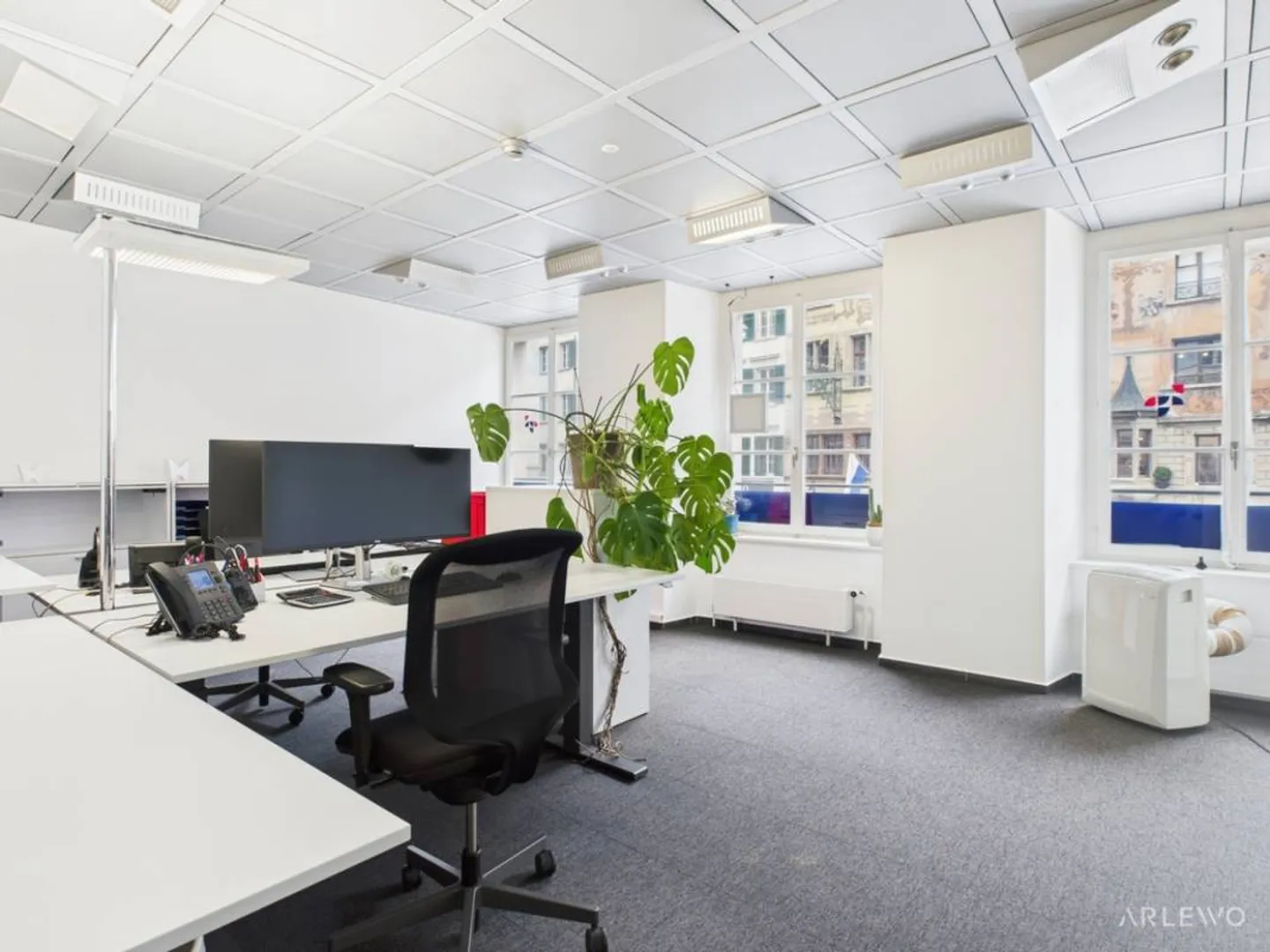Flexible office or practice space in the heart of Lucerne's old town - Photo 2 of 10