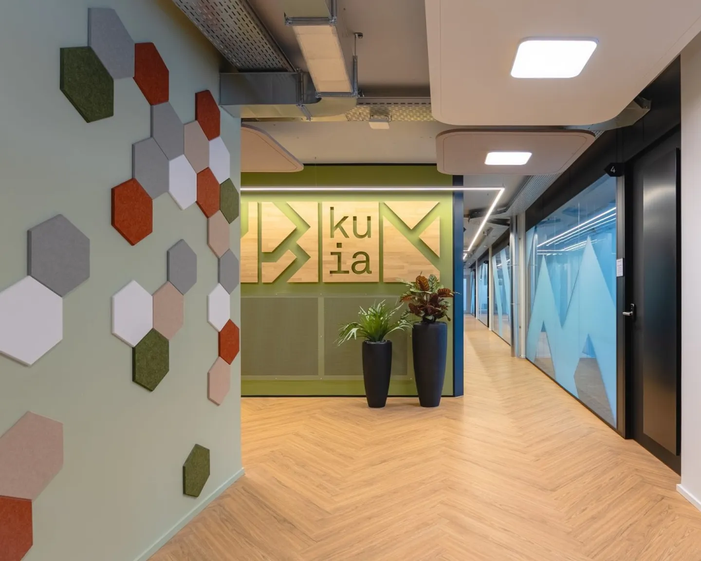 36 new premium offices from 17 m² in Neuchâtel - Photo 4 of 13