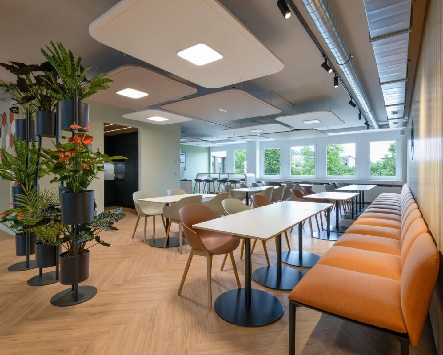 36 new premium offices from 17 m² in Neuchâtel - Photo 8 of 13