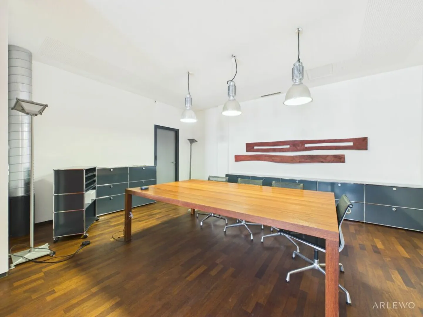 Modern Work Environments for Innovative Companies - Photo 7 of 13