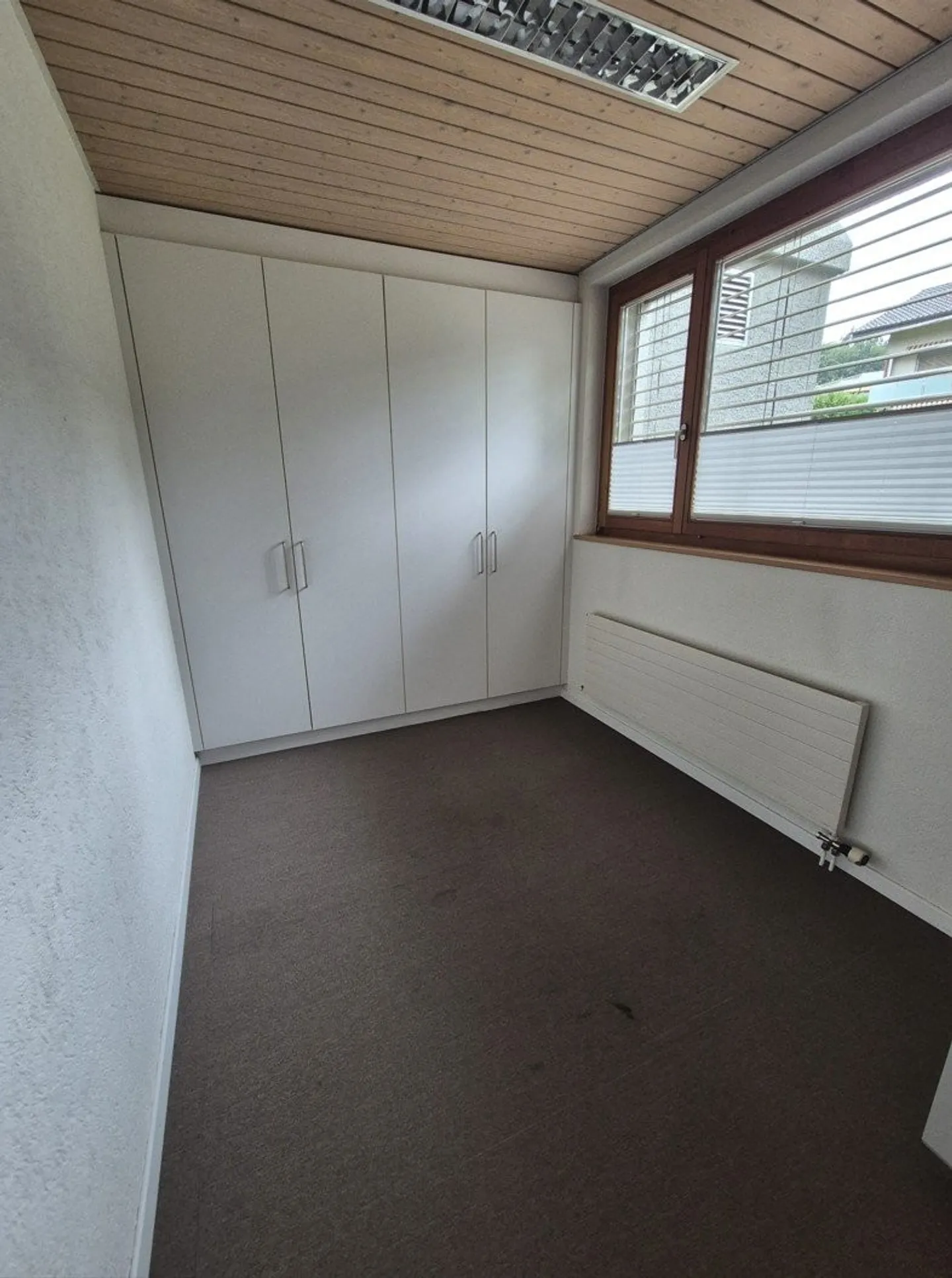 Attractive commercial, office or retail space on the ground floor (approx. 130m²) - Photo 9 of 10