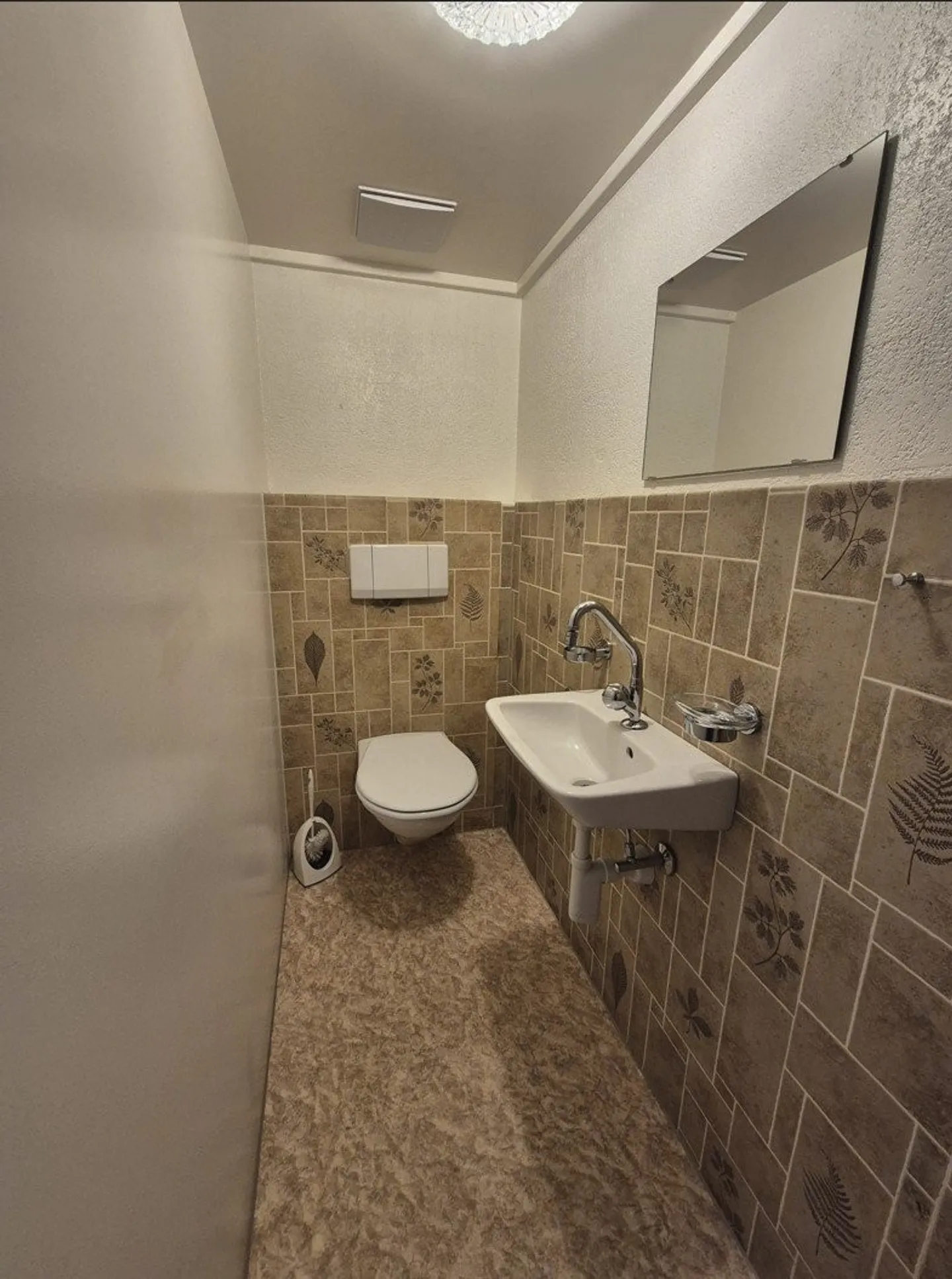 Attractive commercial, office or retail space on the ground floor (approx. 130m²) - Photo 10 of 10