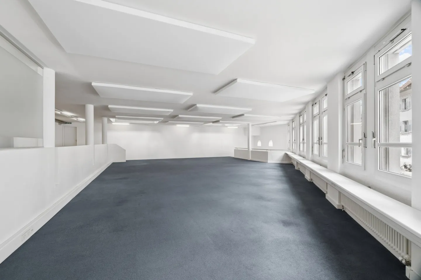 Espace de Bureau Spacieux au Calme - Photo 9 sur 11