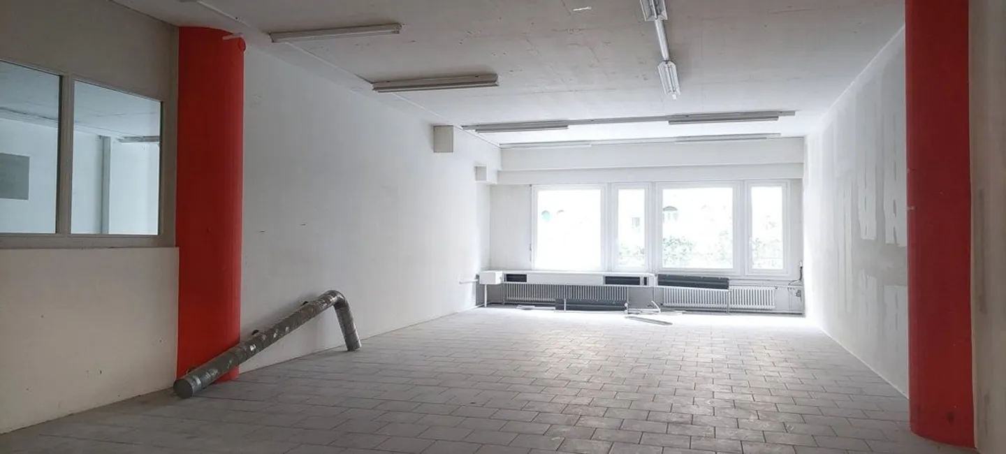 Espace de stockage de 140m2 - Photo 4 sur 5