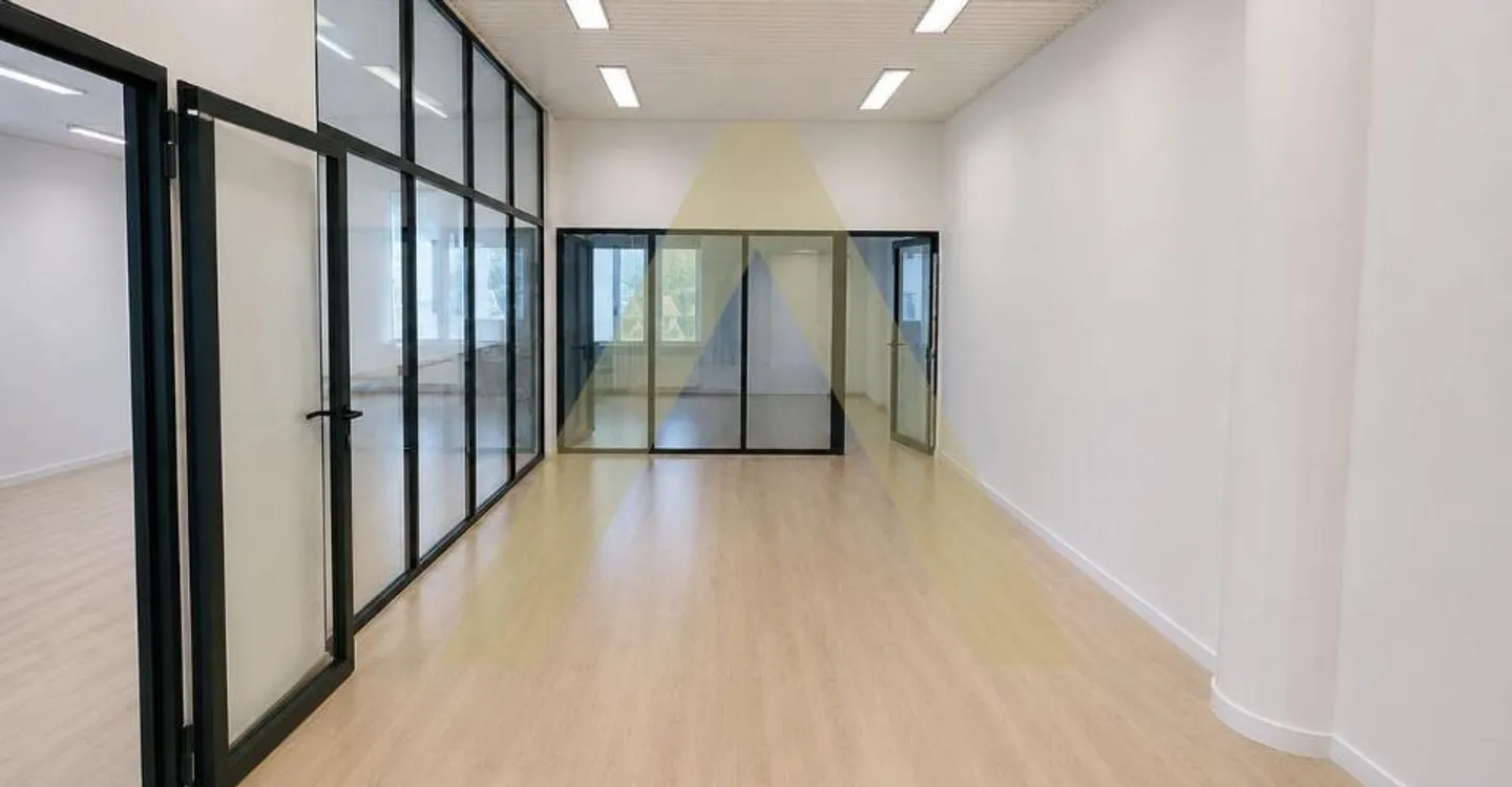 Office - Photo 4 of 7