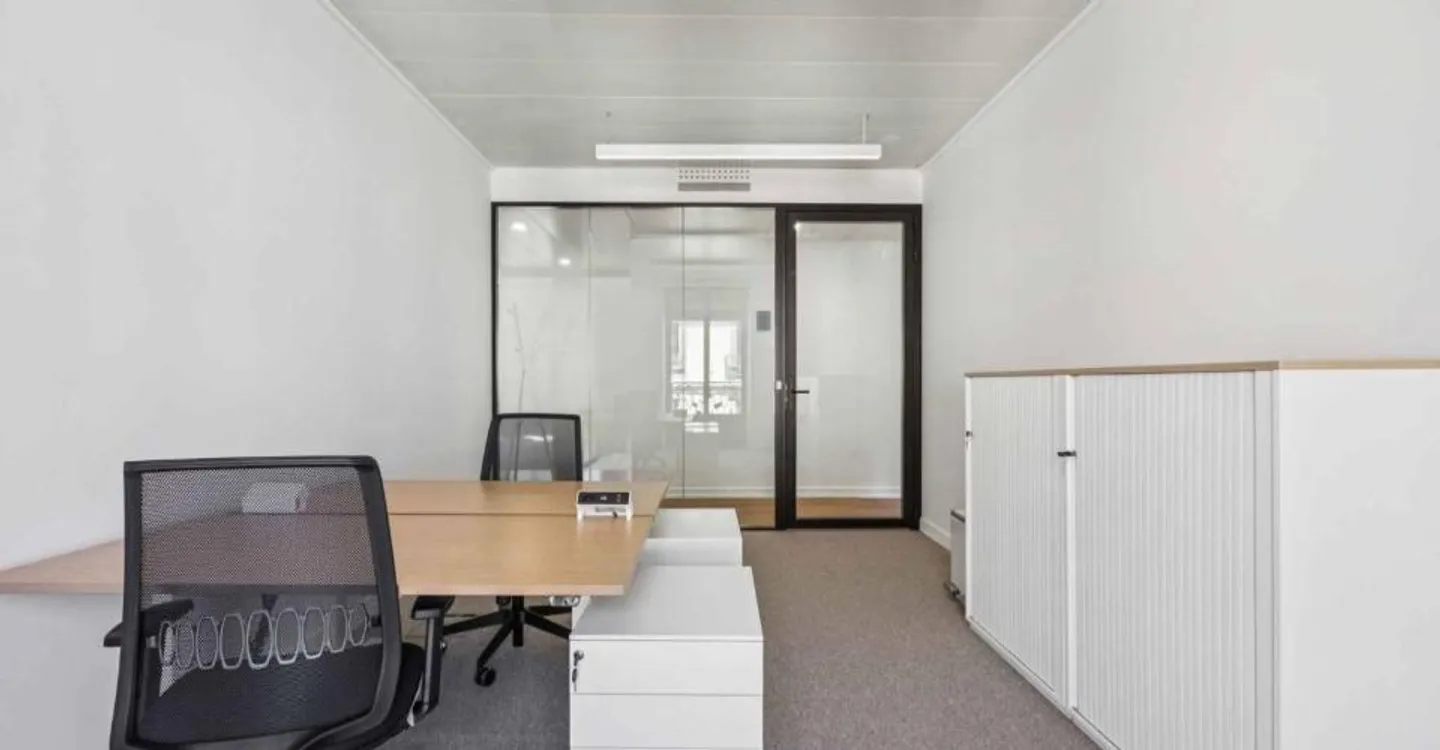 Office 1 room - Photo 9 of 9