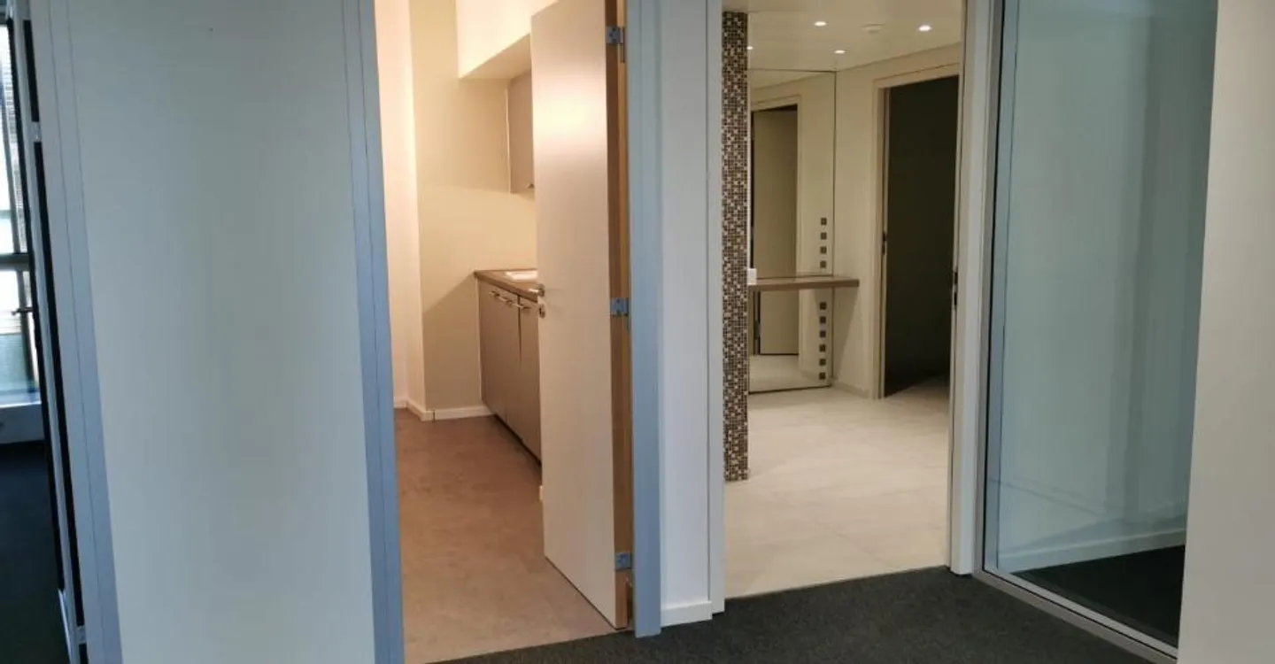 Office - Photo 5 of 6