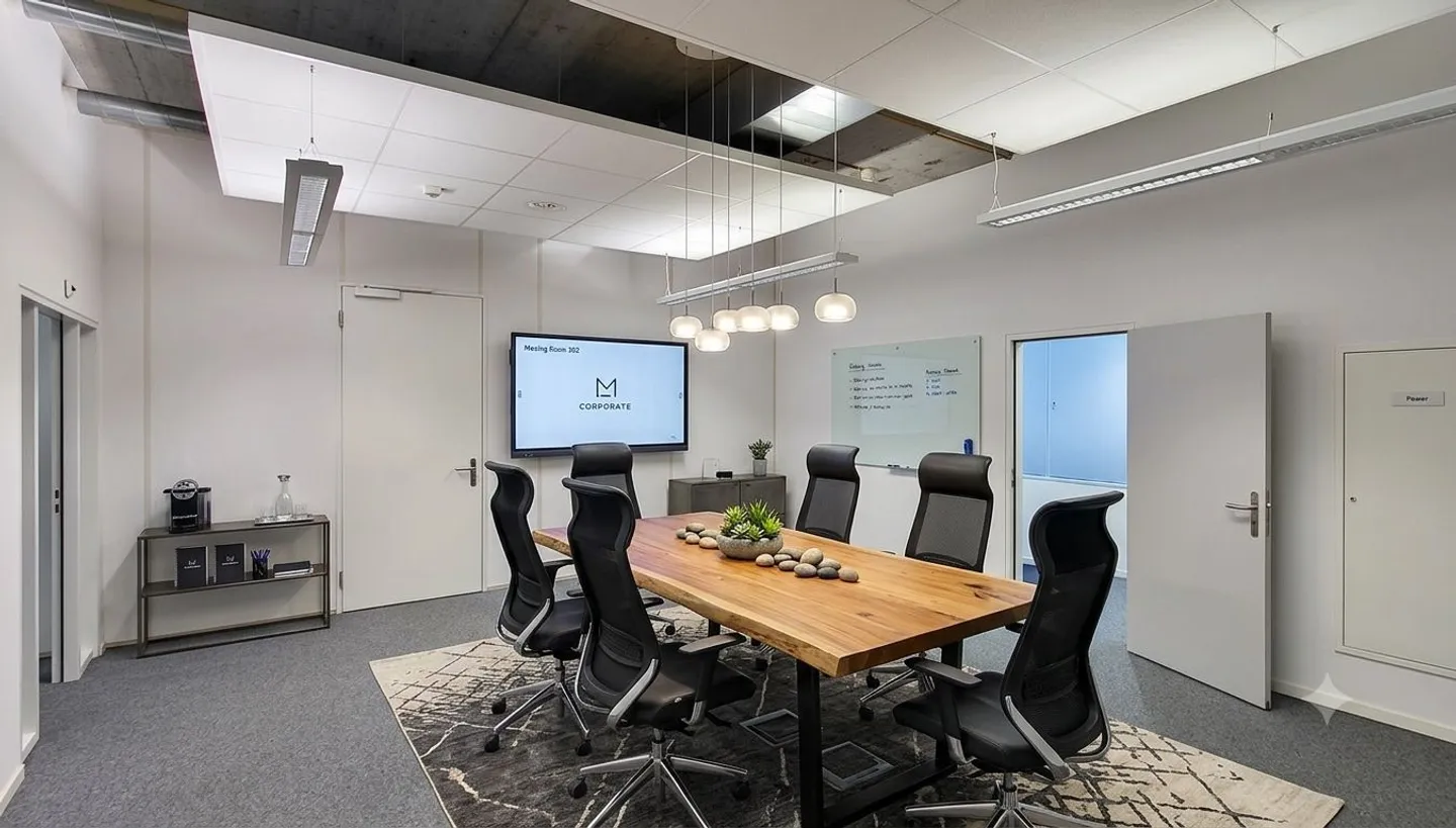 Fully developed office spaces in TechCenter Reinach! - Photo 6 of 12