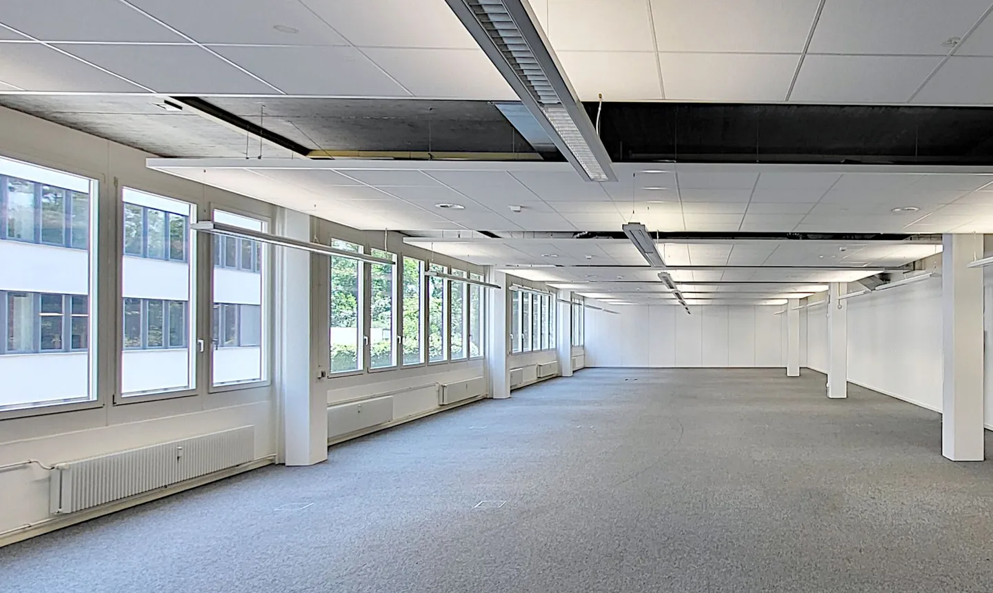 Fully developed office spaces in TechCenter Reinach! - Photo 3 of 13