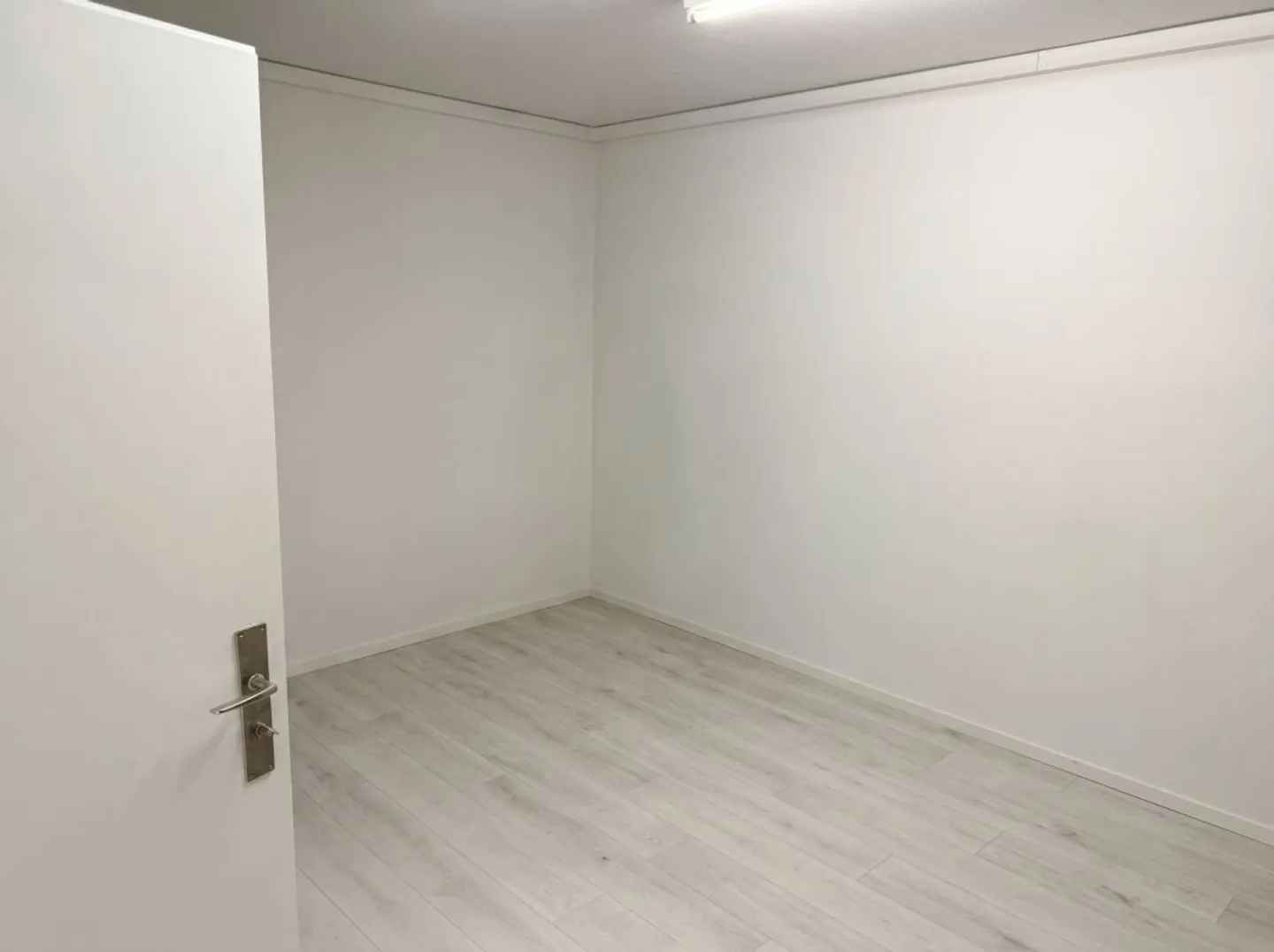 Rautistrasse 12: Ufficio sviluppato in una posizione attraente - Foto 4 di 10