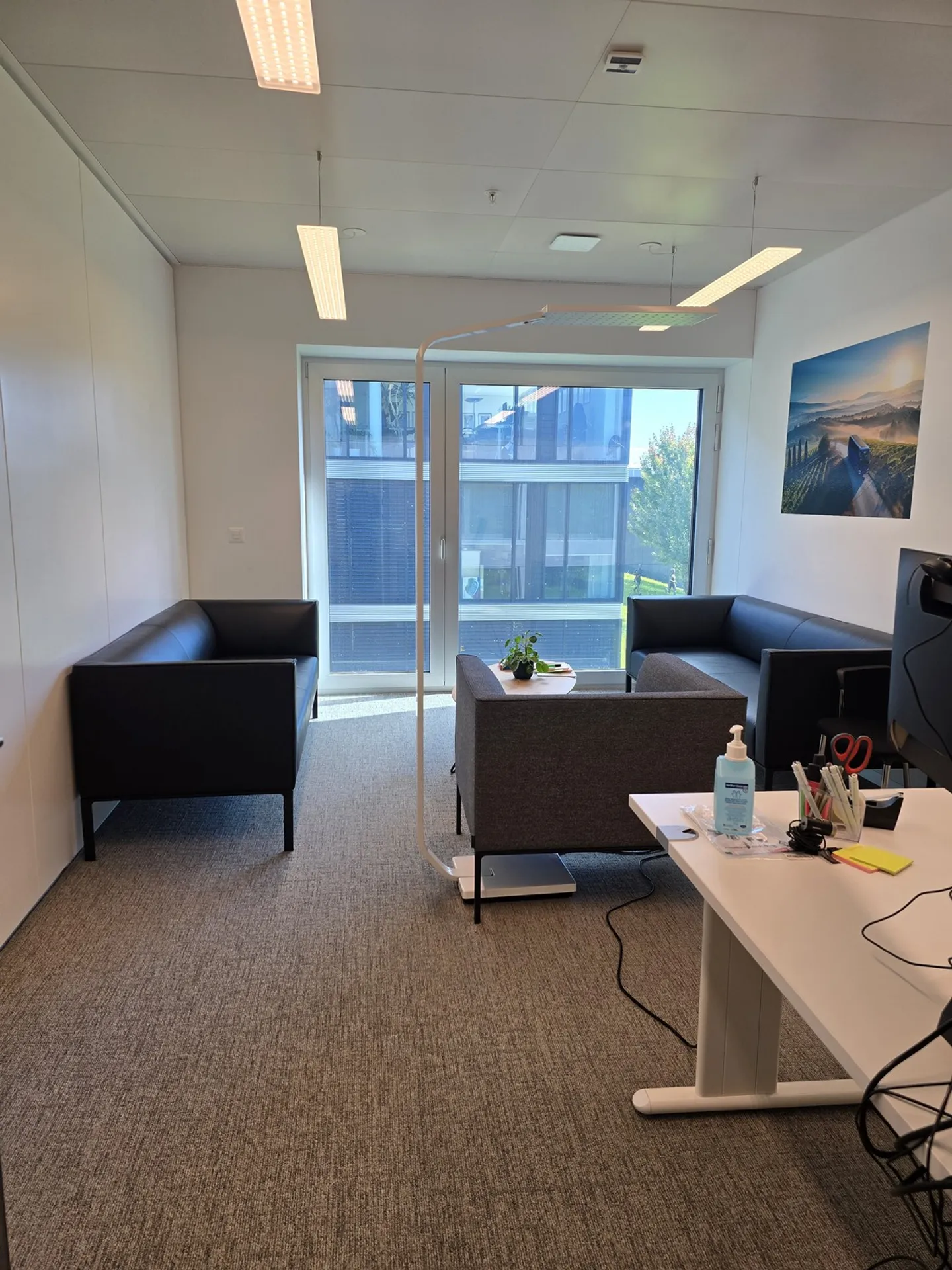 600m2 surface available in Vidy-Ouchy! - Photo 4 of 5