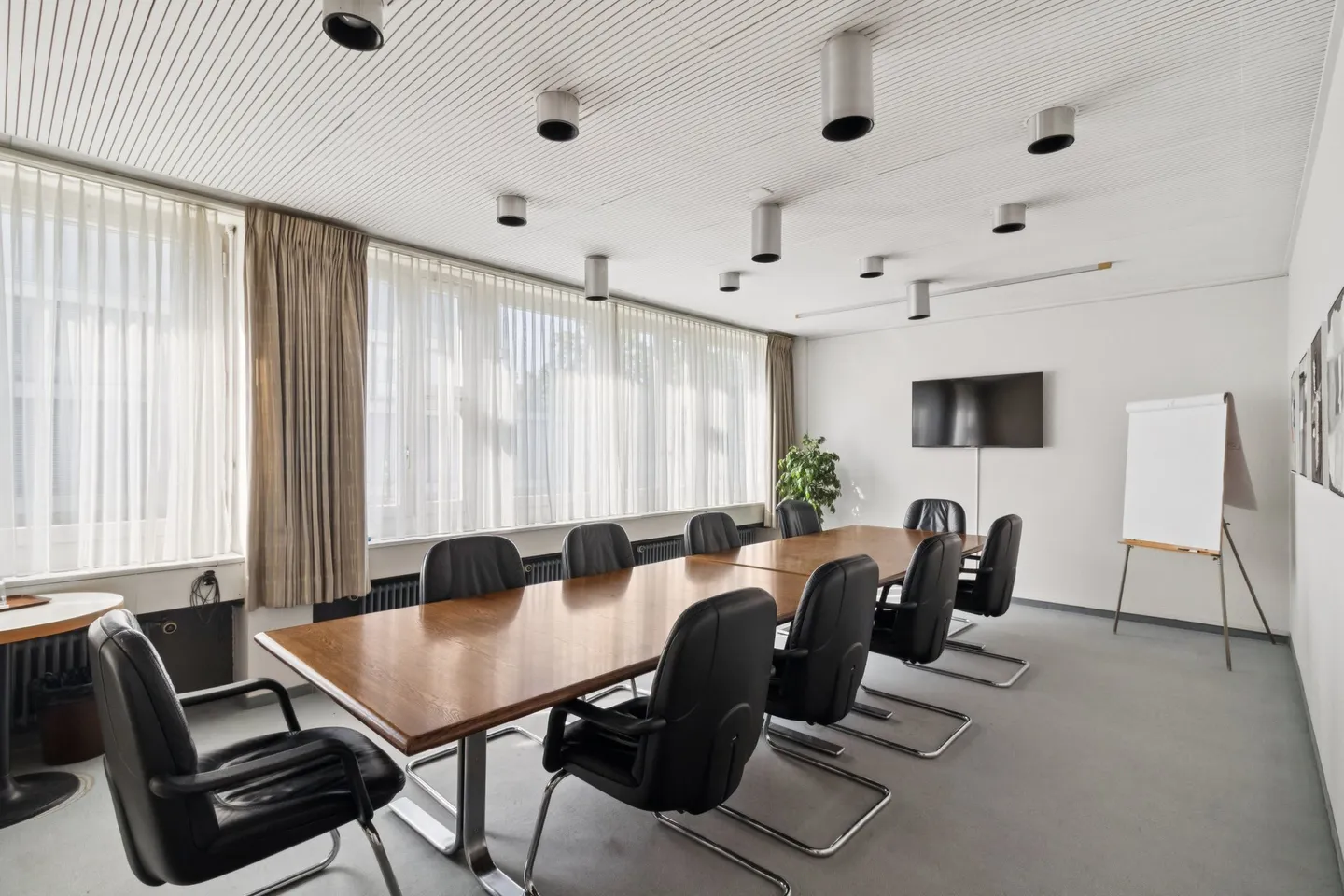 Bürofläche in Zürichs grünem Herzen - Foto 2 von 5