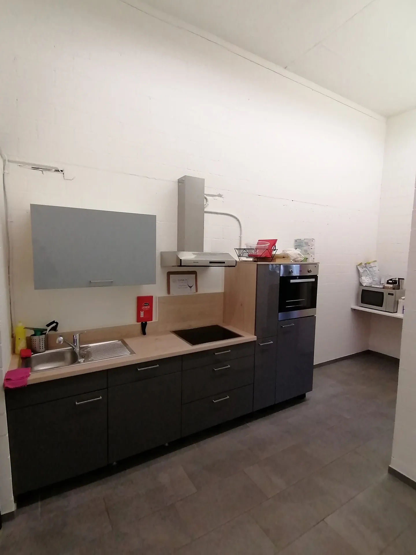 Partially developed commercial/industrial space on the ground floor, in the best location - Photo 8 of 10