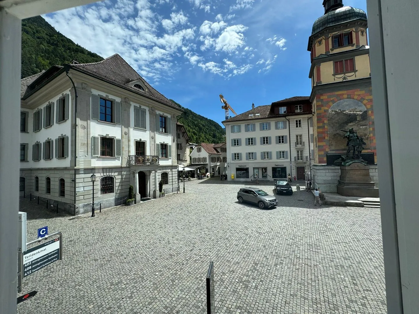Office space for rent in the heart of Altdorf - Photo 12 of 13