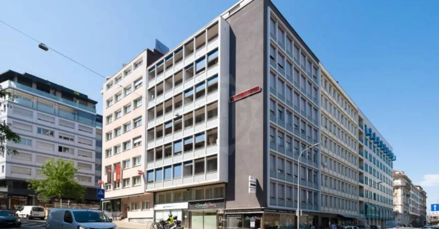 Spacious Office Space in Geneva - Photo 11 of 11