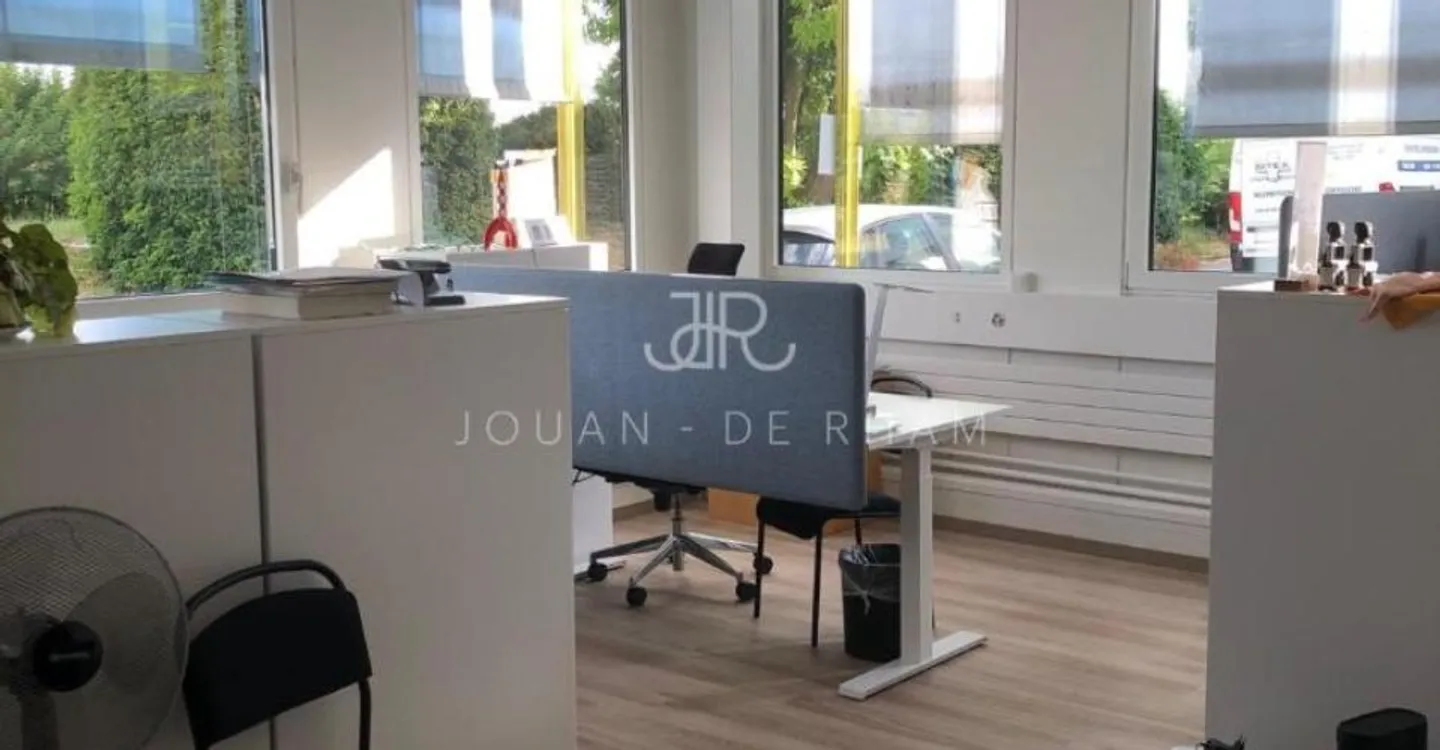 Office - Photo 8 of 9