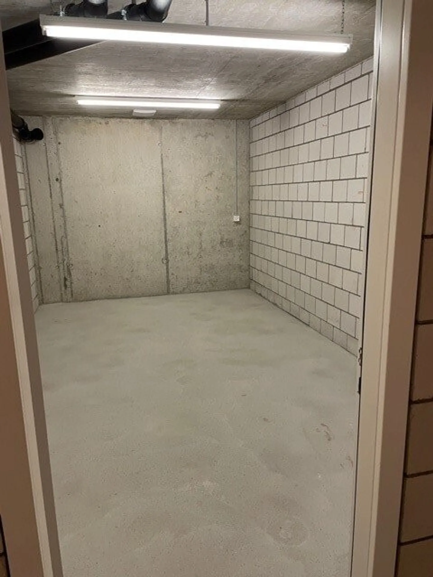 Hobby Room for Rent - Photo 2 of 2