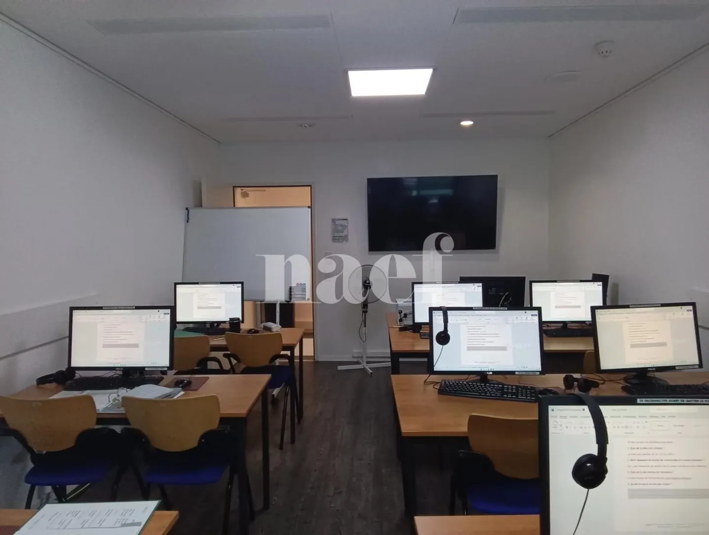 Offices of approximately 292 m2 - Photo 8 of 9