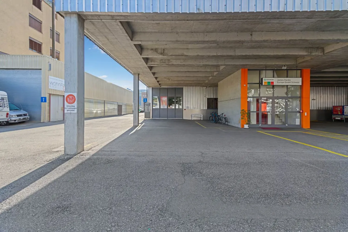 366 m² - Spazio Ufficio Moderno - Luminoso, Flessibile & Ben Collegato a Münsingen - Foto 9 di 10