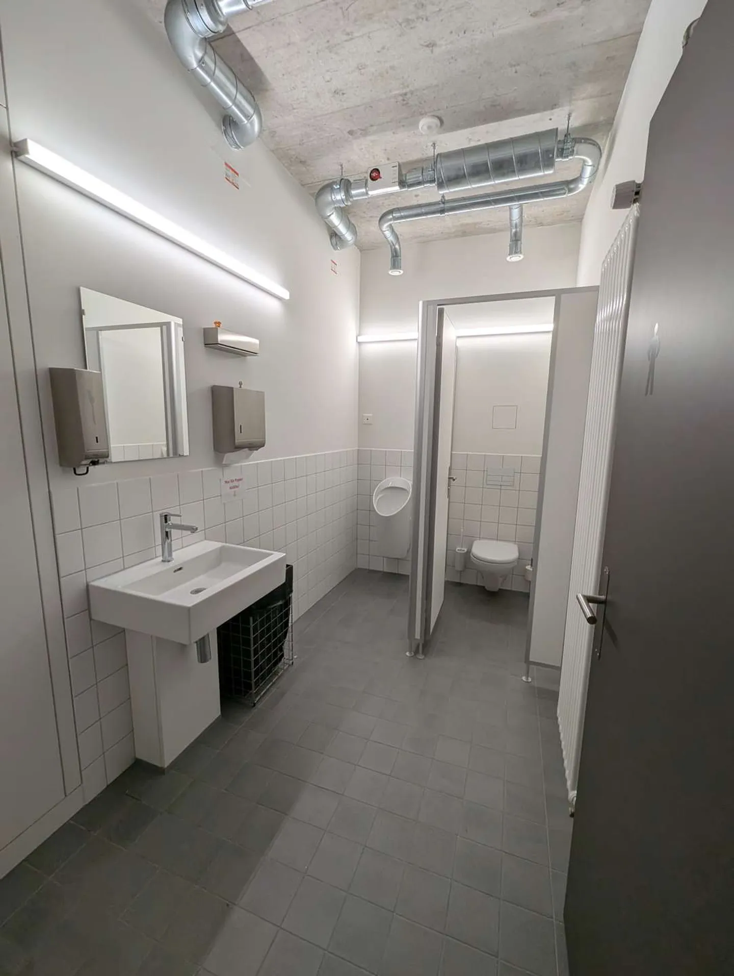 Uffici singoli di 30 m² in un moderno complesso per uffici nel sito Isemeyer - a partire da 865.- forfait! - Foto 9 di 12