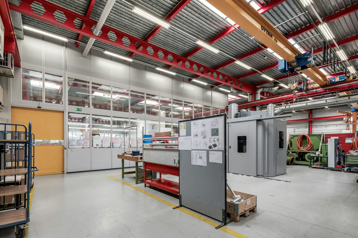 Site de production avec avenir - 7 500 m² d'espace commercial flexible - Photo 6 sur 13