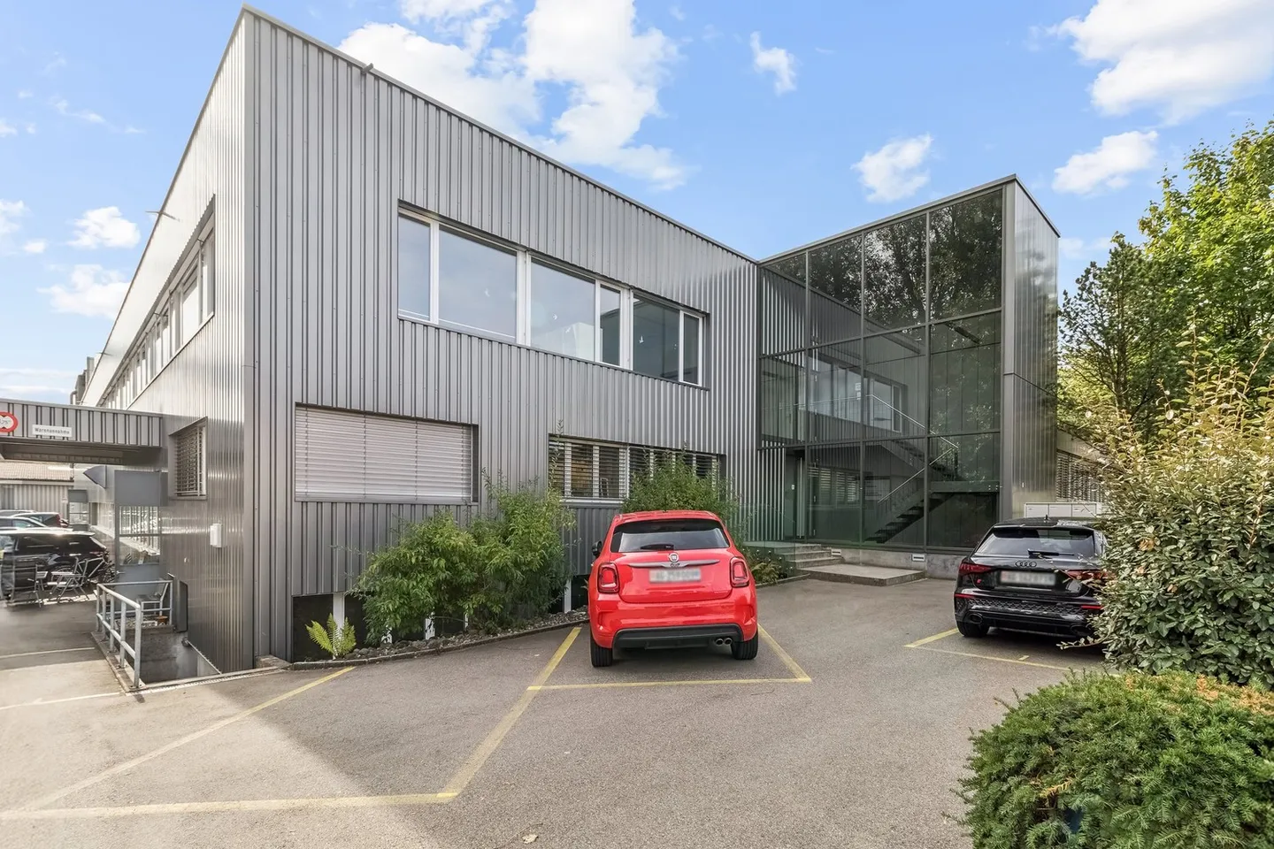 Attractive office space for rent in a well-connected location in Villmergen. - Photo 1 of 1
