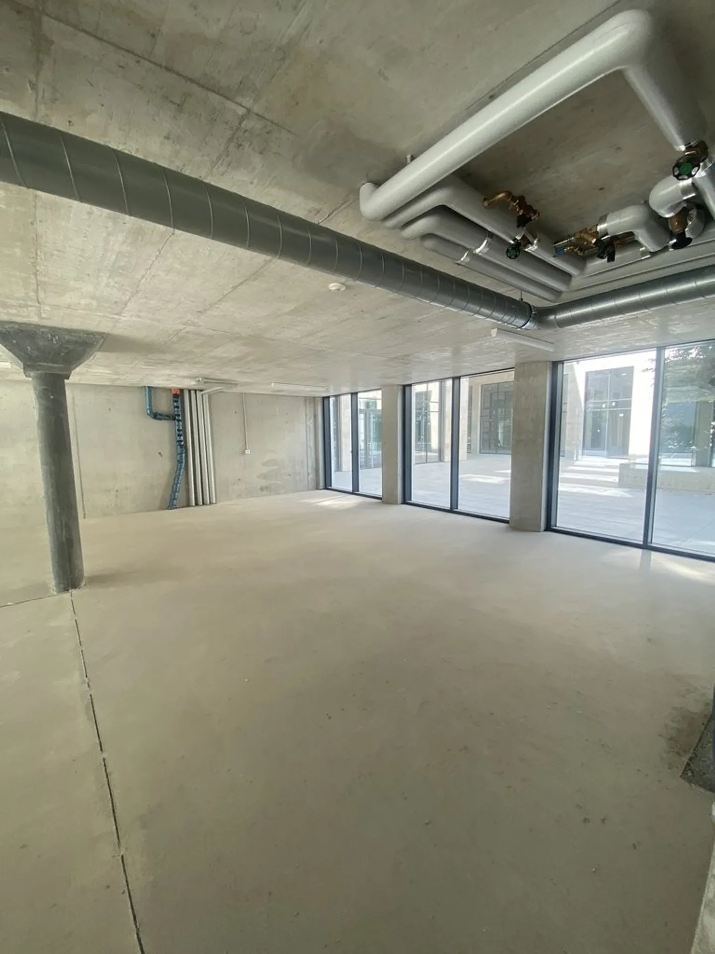 Spazio ufficio/commerciale attraente in nuova costruzione, prima occupazione a Lucerna/Littau - Foto 5 di 7
