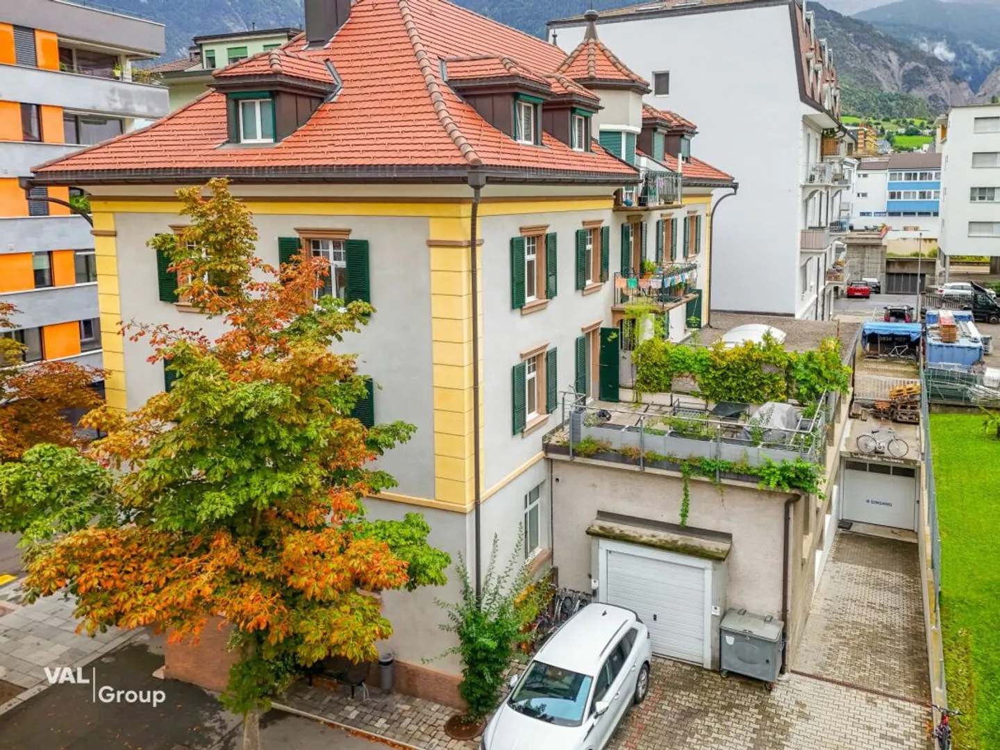 Versatile usable premises centrally located in Brig - Photo 10 of 13