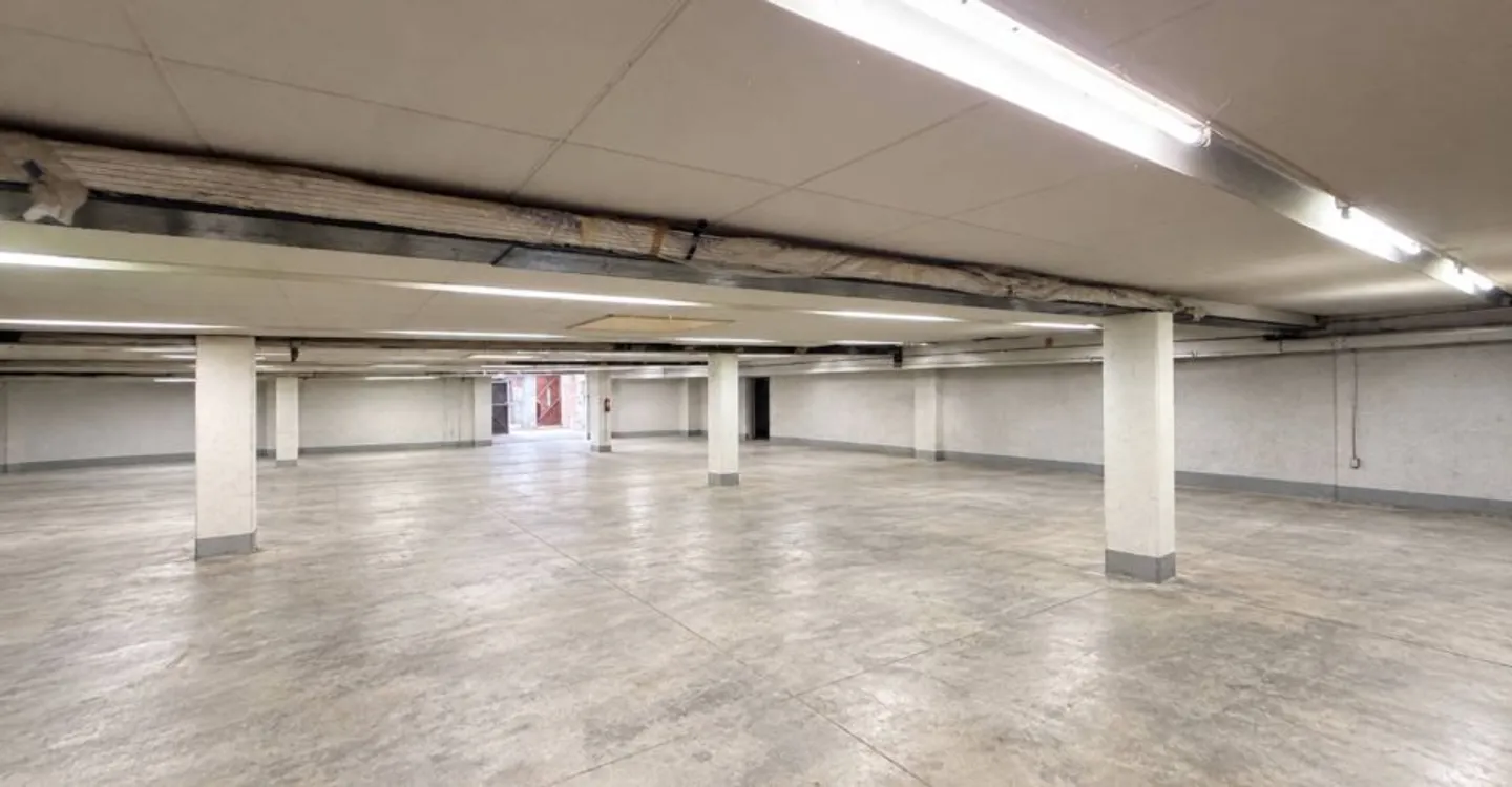 Deposito di 600 m2. - Foto 4 di 7