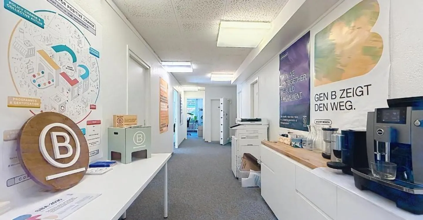 Offices of 224 m² with terrace in downtown Lausanne - Photo 3 of 10