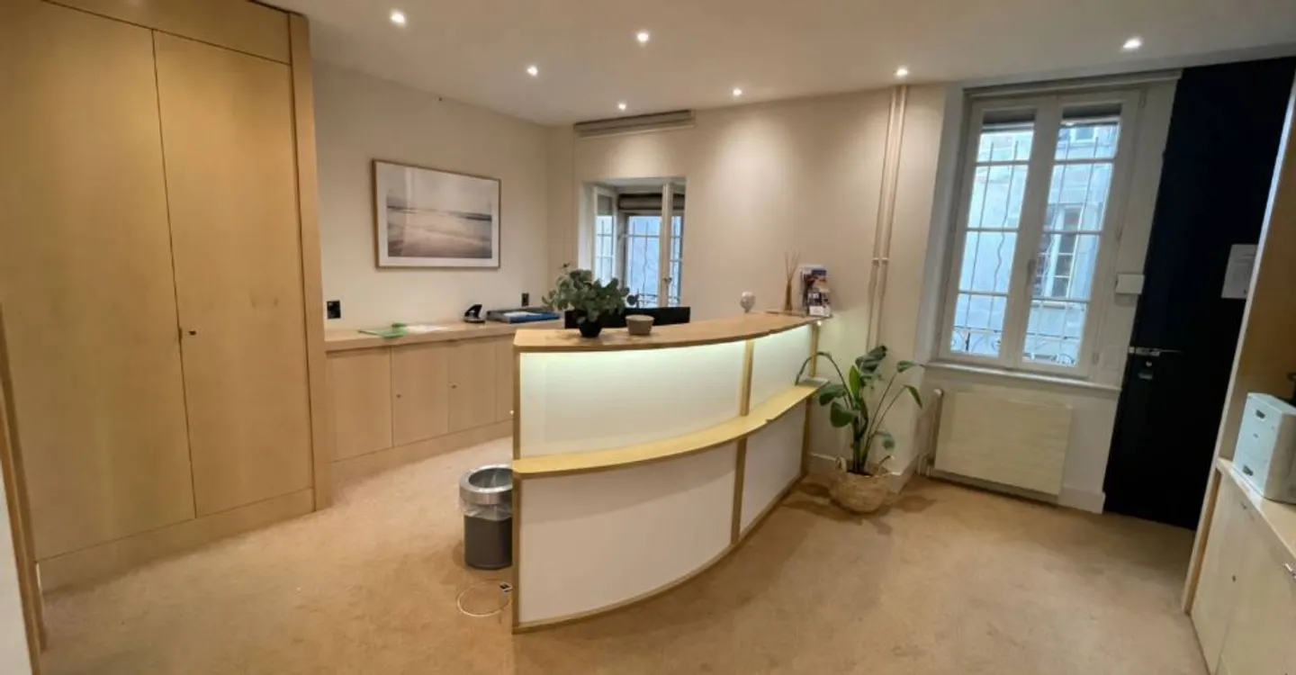 Office 158m2 - Old Town - Photo 1 of 13