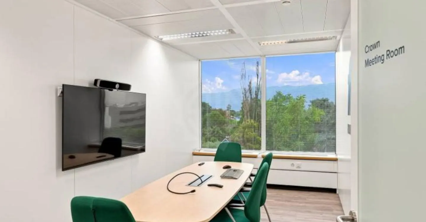 Bureau lumineux à Vernier - Photo 8 sur 13