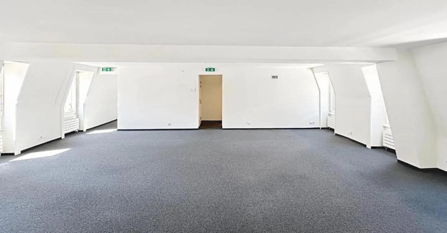 Exceptional offices of 1,250 m² in the heart of Nyon - Photo 4 of 12