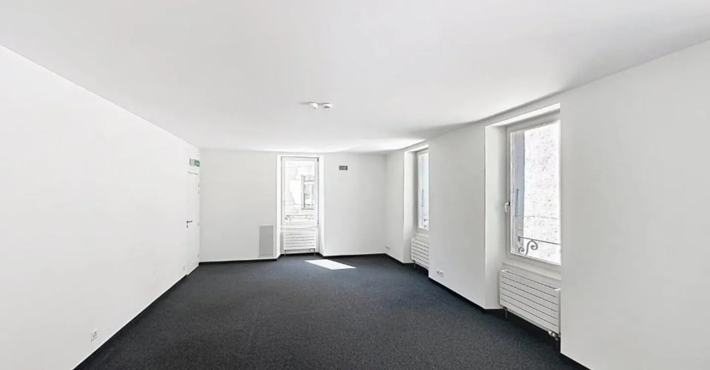 Exceptional offices of 1,250 m² in the heart of Nyon - Photo 6 of 12