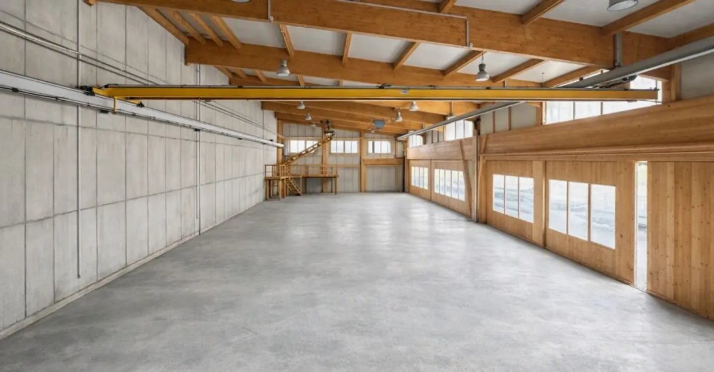Infrastruttura industriale ad alto volume? 9,50 m di altezza per accogliere i tuoi progetti ambiziosi. - Foto 2 di 13