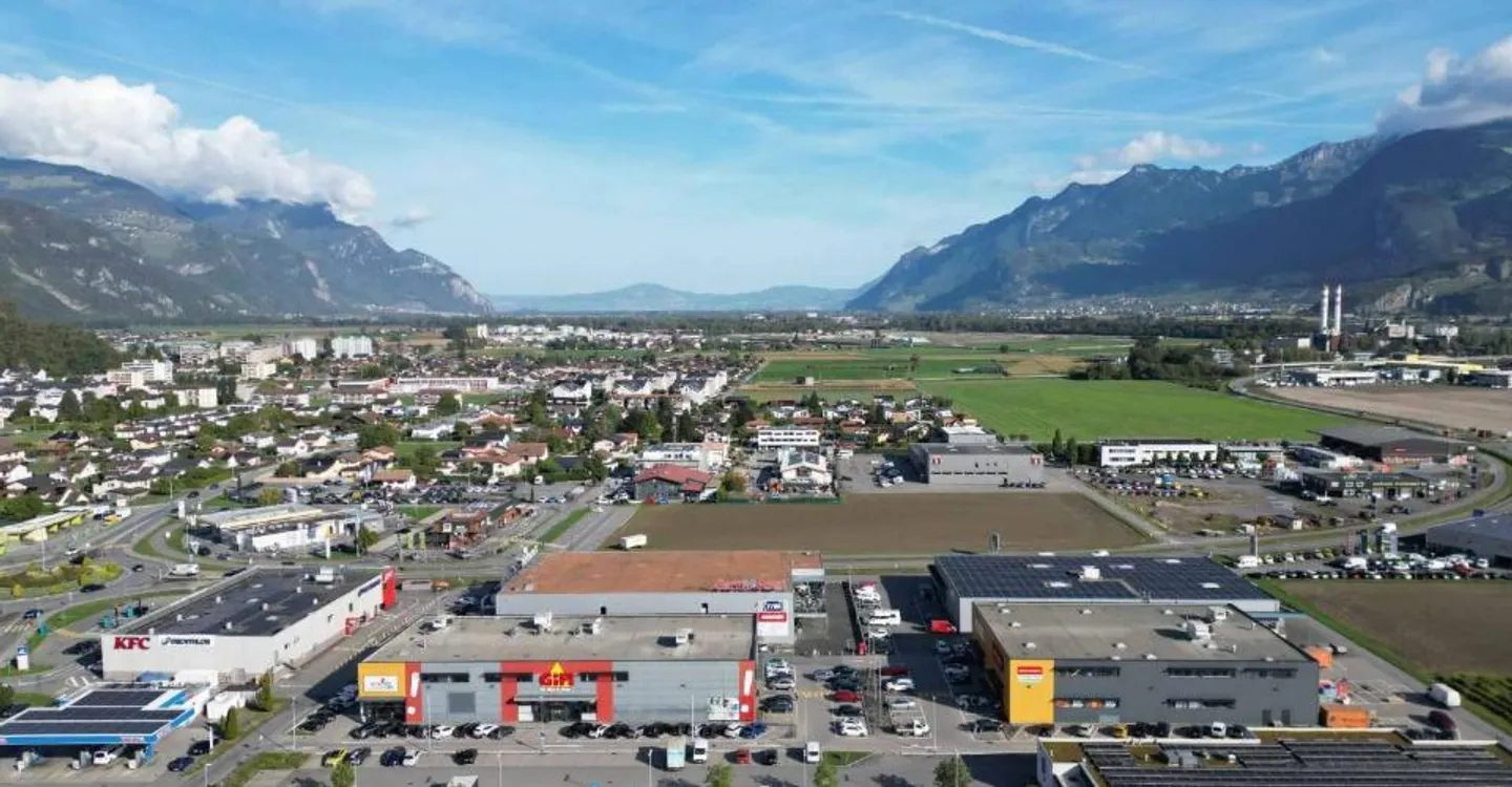 SPAZIO COMMERCIALE — 946 M² - ECCELLENTE VISIBILITÀ - Foto 6 di 6
