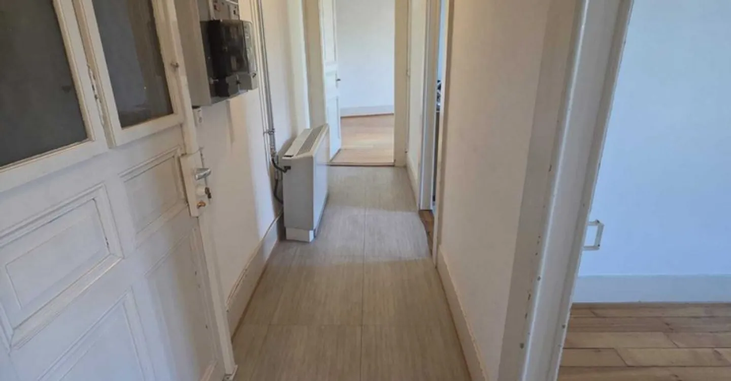 Office - 56 m2 office for rent in downtown Lausanne - Photo 5 of 7