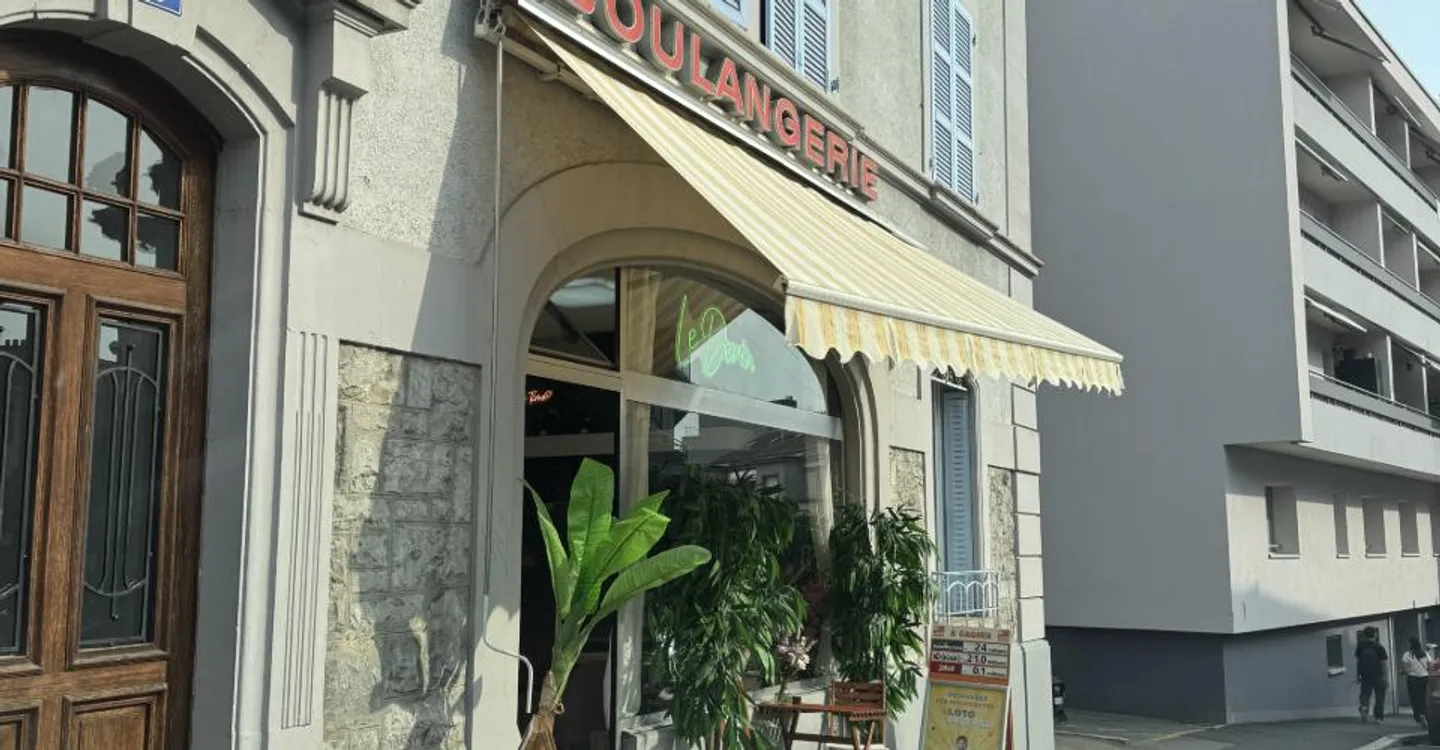 Commercial space of 160 m2 with window for rent - Lausanne available immediately - Photo 2 of 5