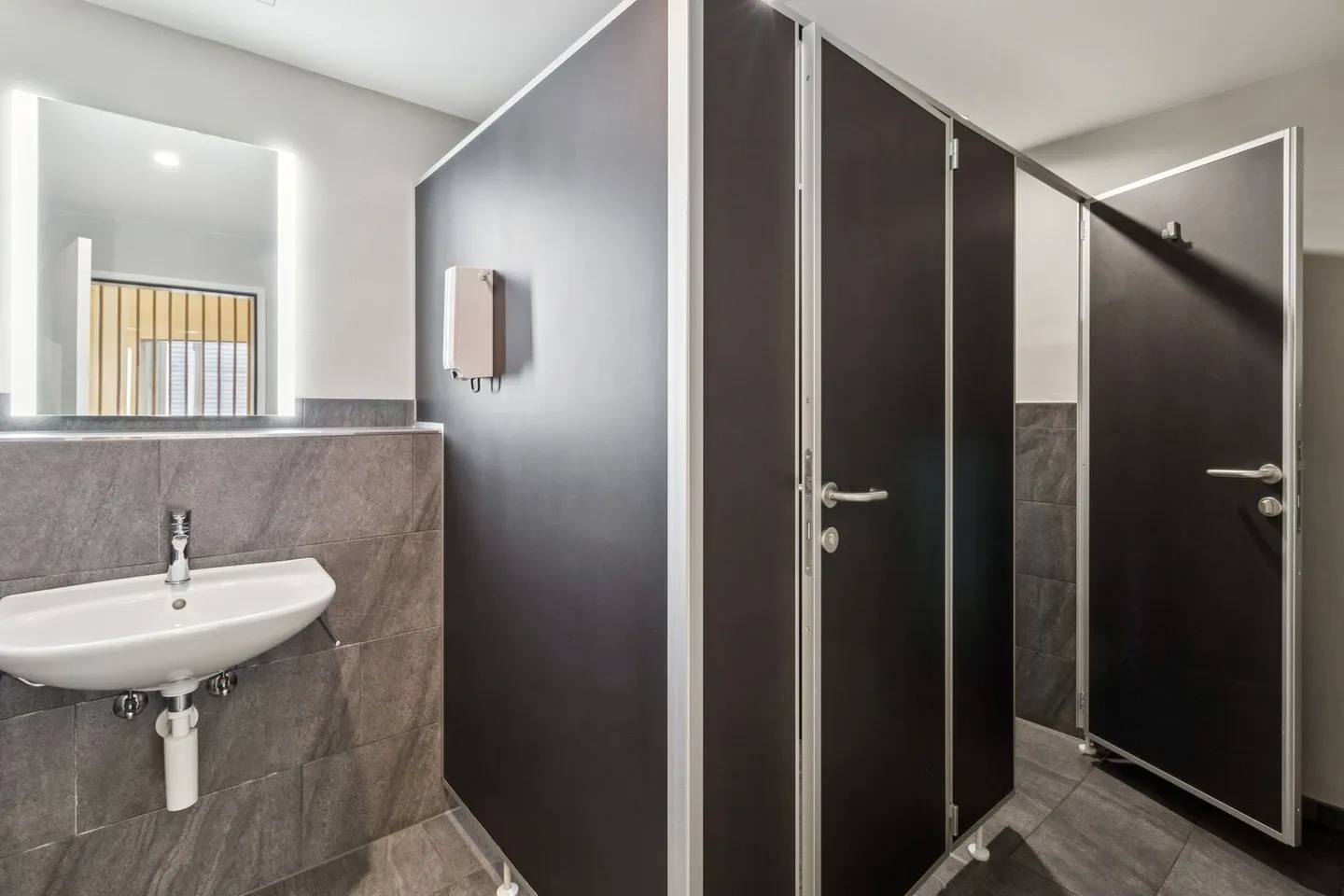Dall'ufficio al showroom - Hai l'idea, noi abbiamo gli spazi! - Foto 9 di 9