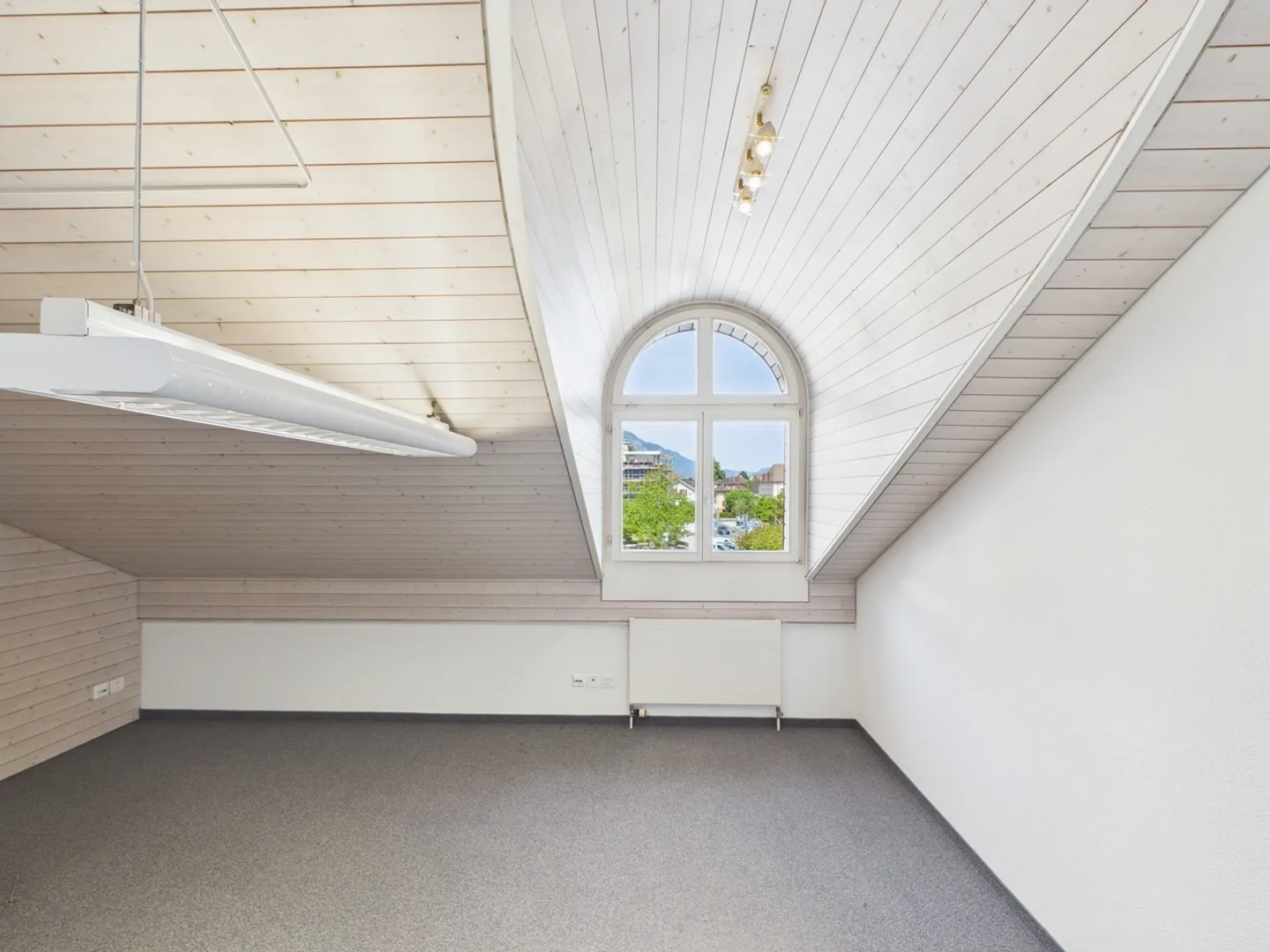 Versatile Office Space in the Heart of Sarnen - Photo 12 of 13