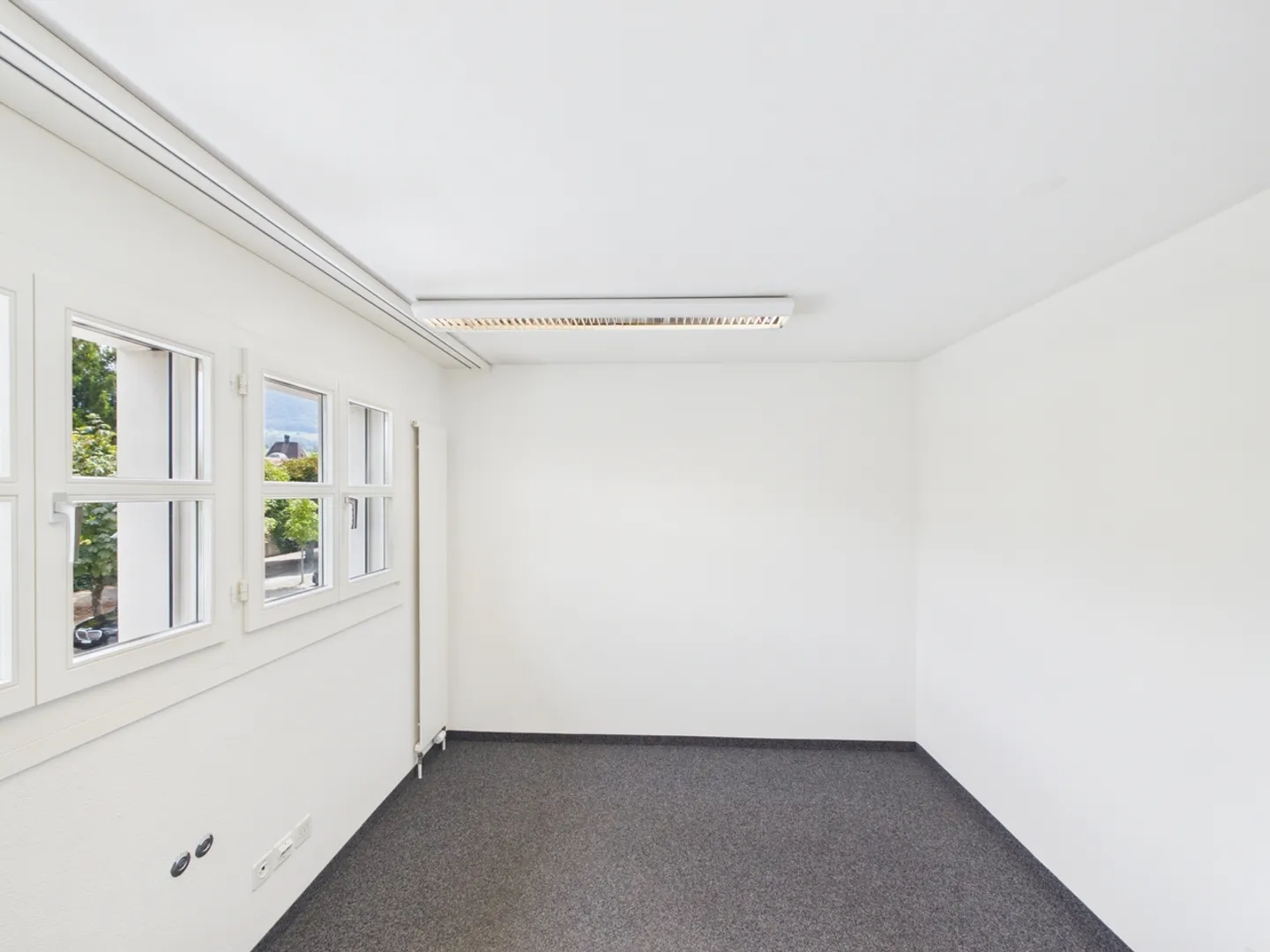 Versatile Office Space in the Heart of Sarnen - Photo 3 of 13