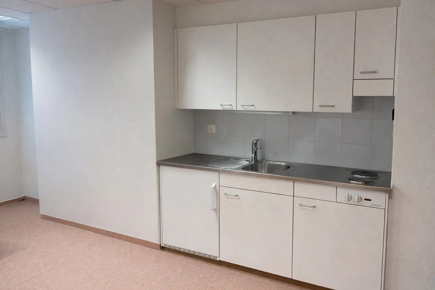 Bureau à louer en centre ville de Fribourg ! - Foto 4 von 4